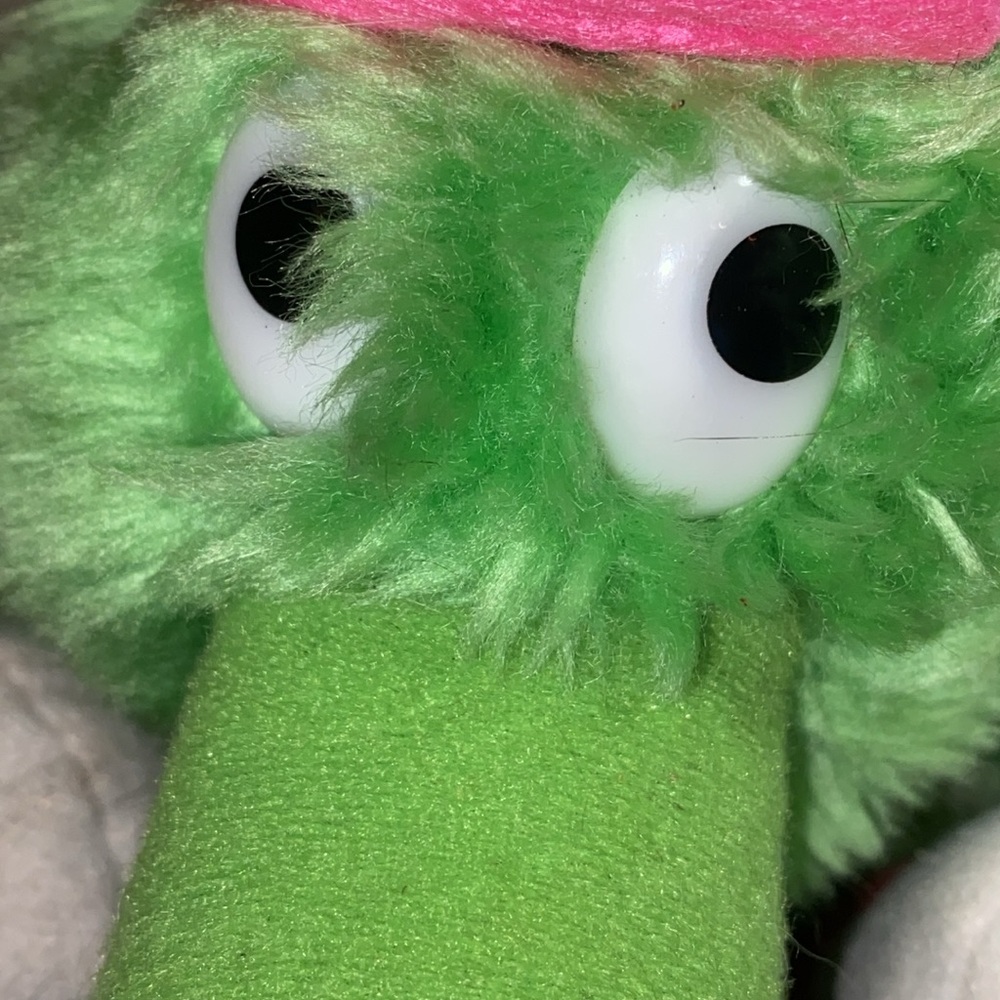 VTG 1986 Philadelphia Phillies Phillie Phanatic Plush. 12 inches.
